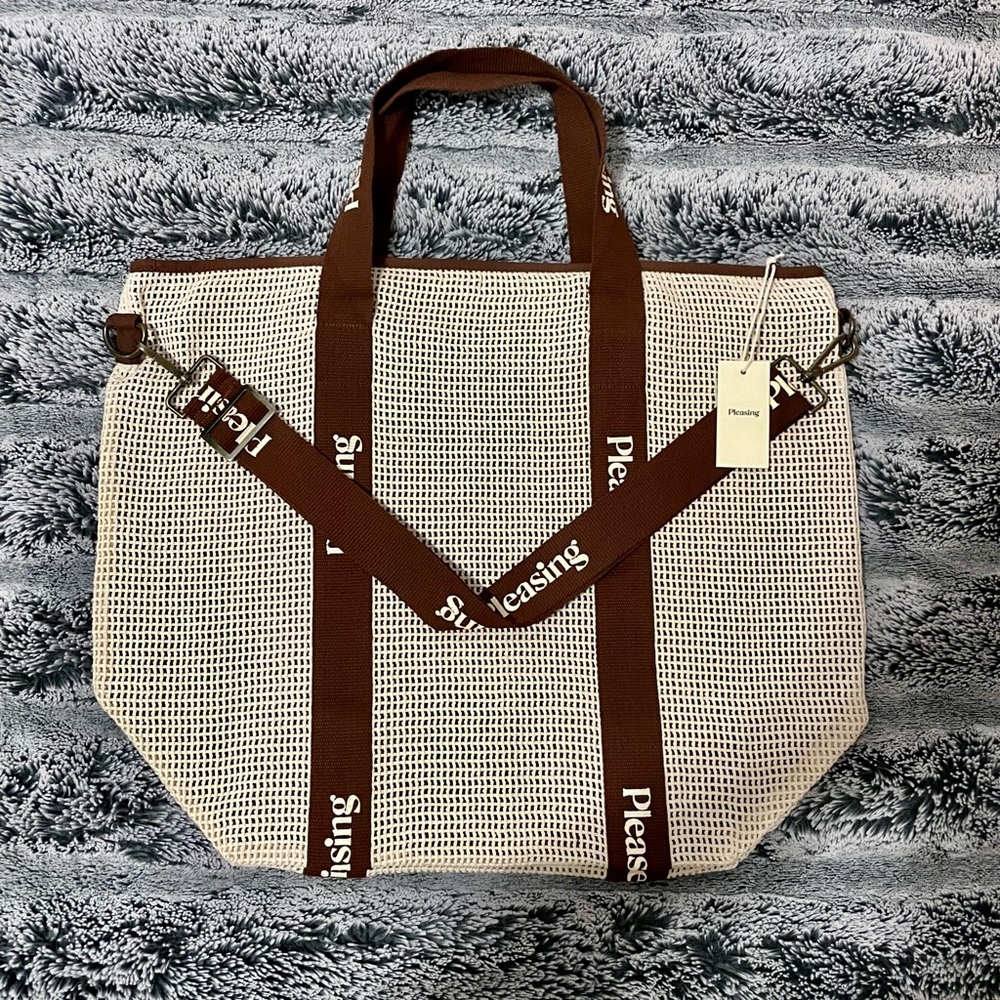 Pleasing Harry Styles 2023 Holiday Pop Up Shop Canvas Beach Bag 2.0 Brown